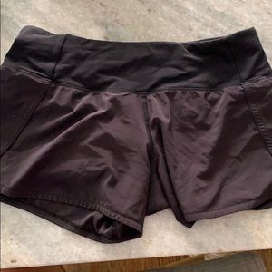 Black lululemon shorts size 4